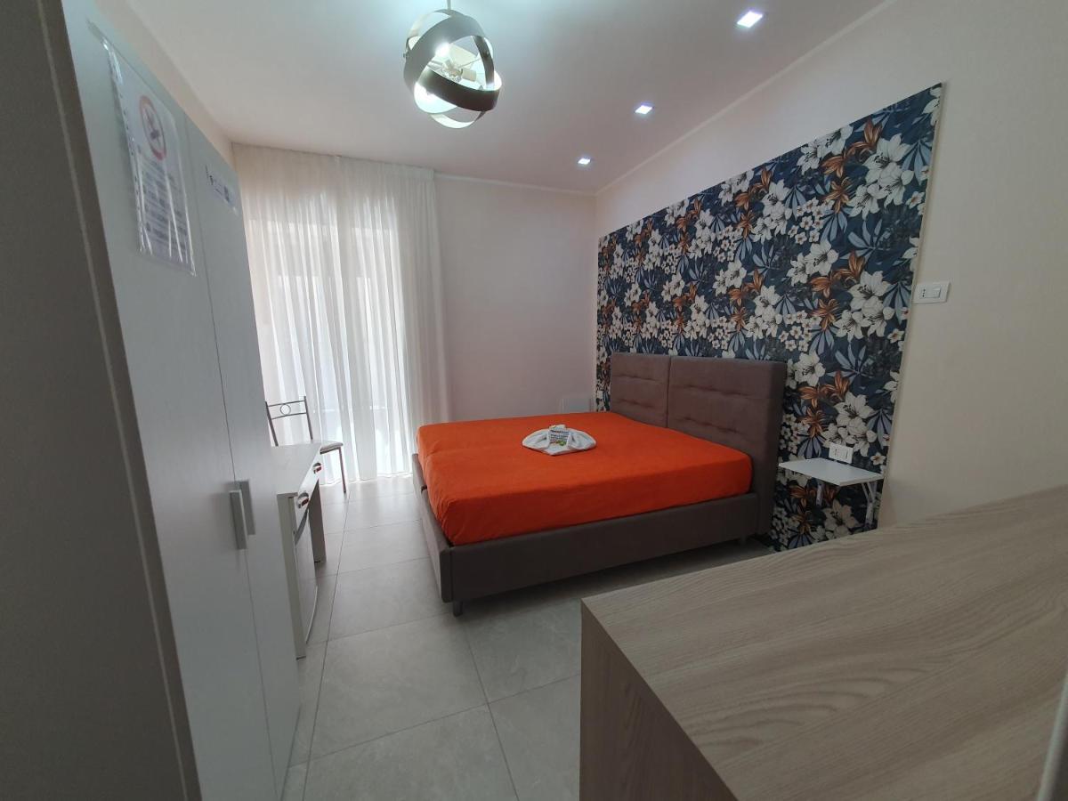 Nazionale Dream 2 Hotel Napels Buitenkant foto